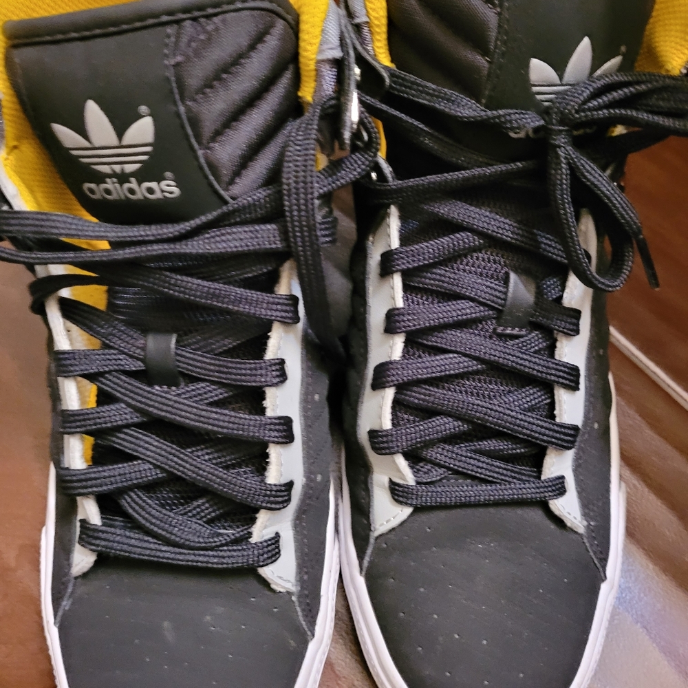 Adidas Freemont Mid Top